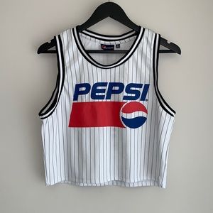 ❤️‍🔥 Pepsi Women’s Striped Jersey Medium ❤️‍🔥
